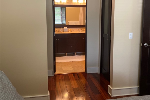 BR 2- En Suite Bath
