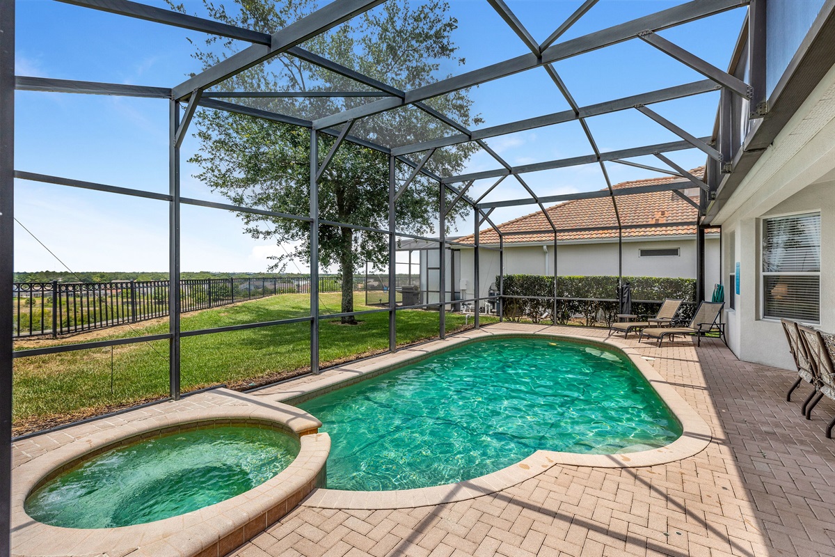 Spa and pool are very private with no rear neighbors and wide open space behind!