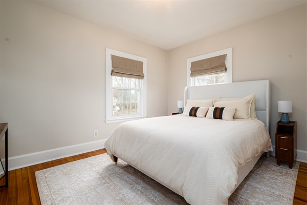 Queen Bedroom 2