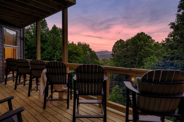 Front-row seats to Smoky Mountain sunsets — the perfect evening spot.