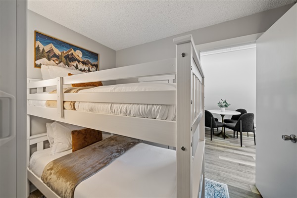 Lower level twin bunk beds