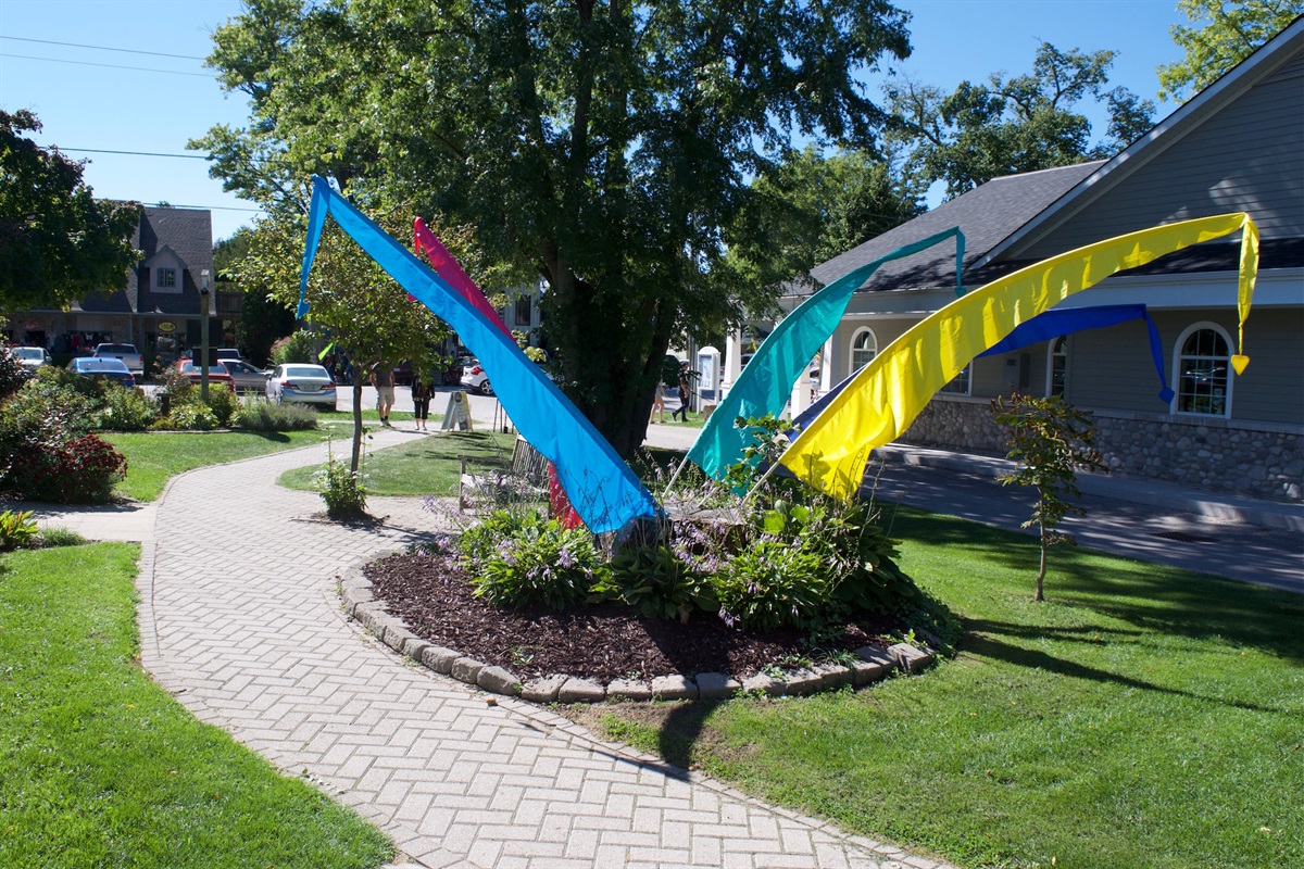 dee24ea49ade47f9909027ddf7feae53 Large