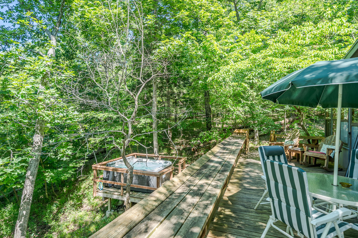 Where you gonna sit? On the deck? In the Hot Tub just off the deck? Why not take a turn at both!! It all yours while your here 