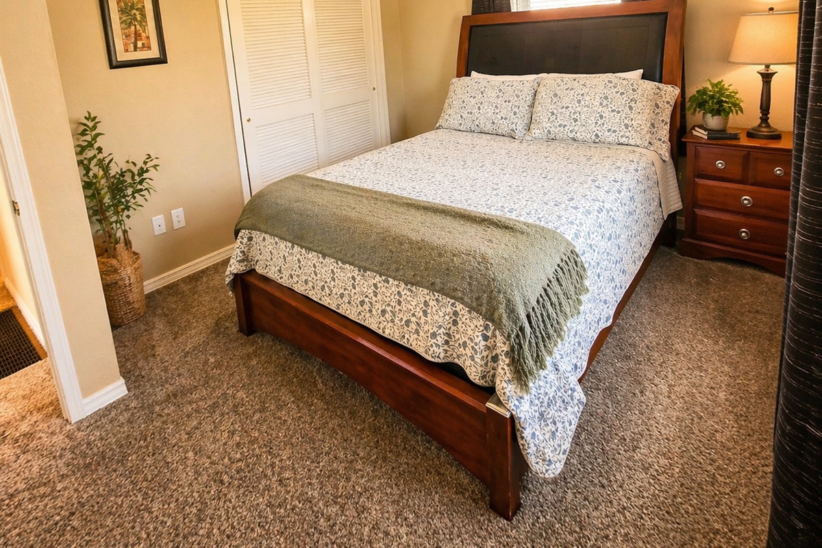 Buccaneer Bay 28 Bedroom 2-2