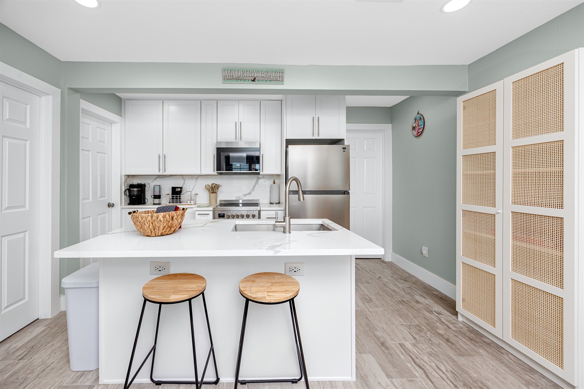 Breakfast Bar Seating 