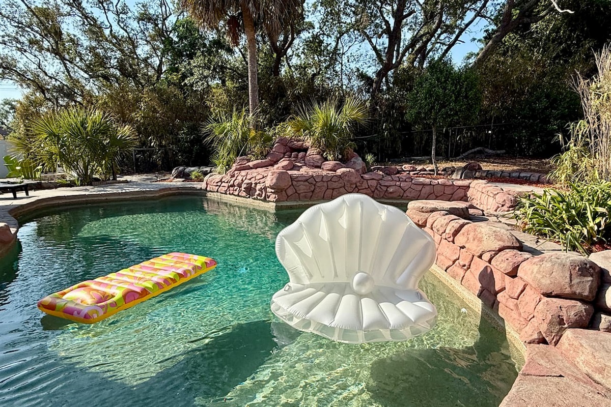Pool big enough for many pool floats and toys