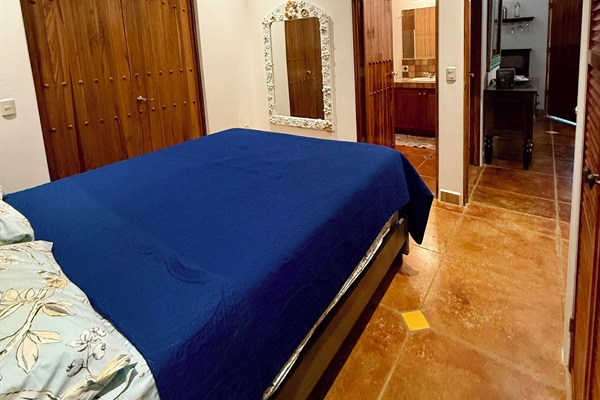 Bedroom 2- queen bed and en suite bathroom