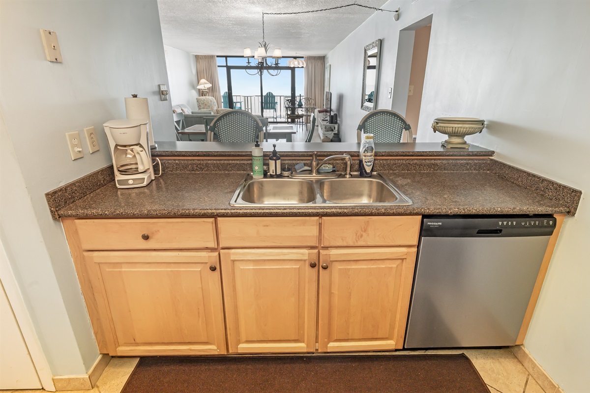 Large Kitchen Area