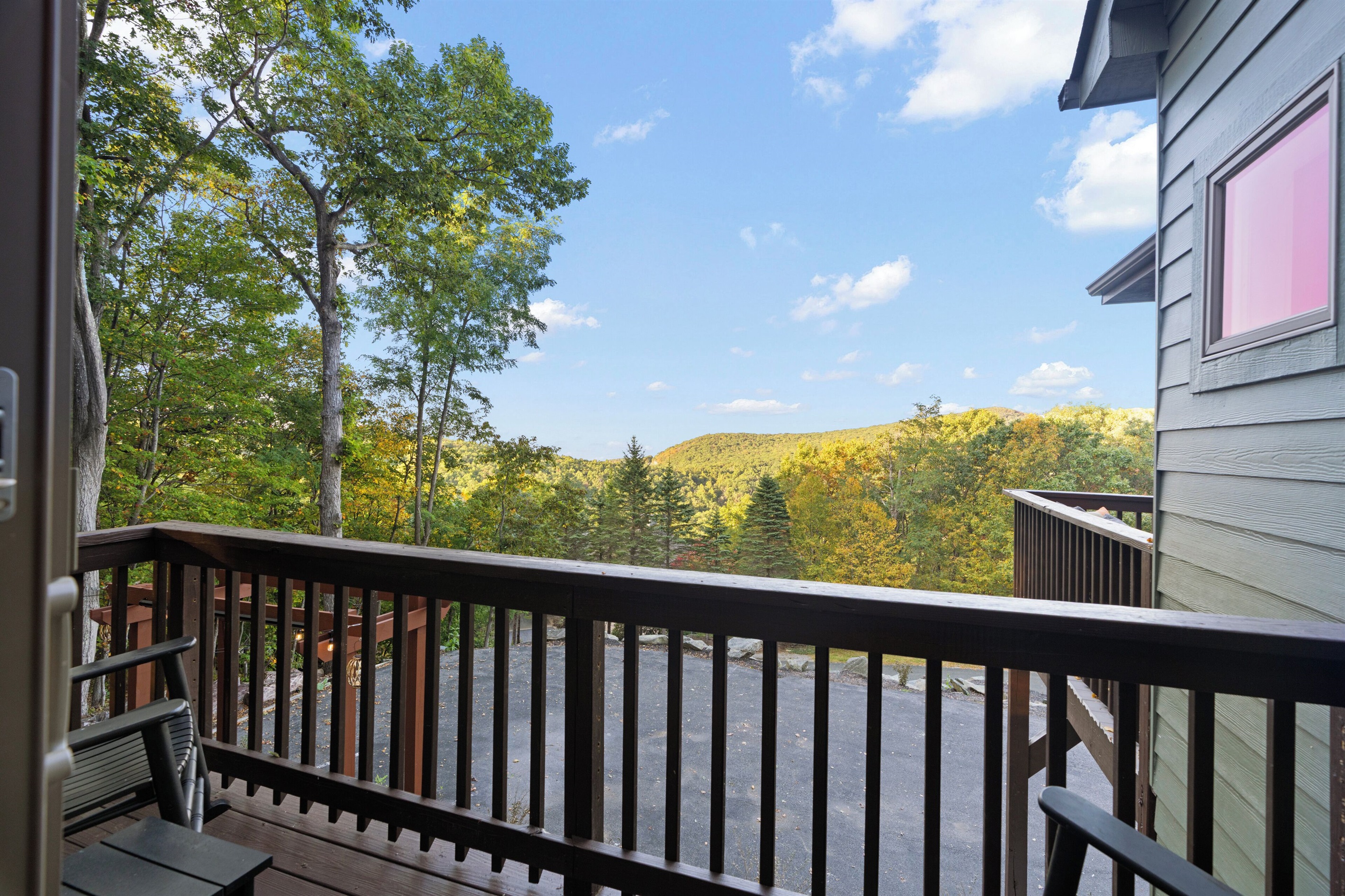 BR1 balcony