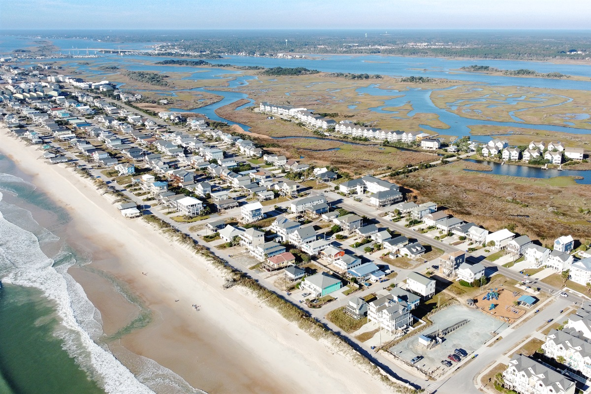 The community with the sound as a backdrop