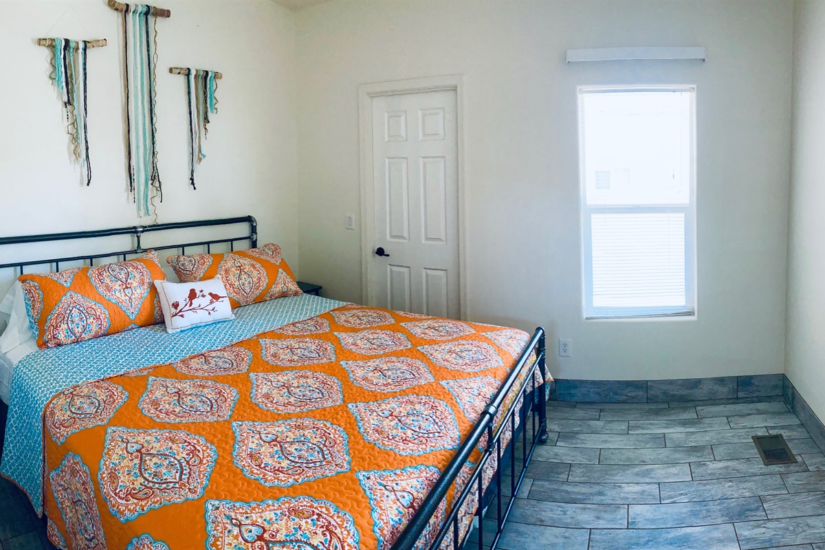 Horseshoe Bend House King Bedroom #2