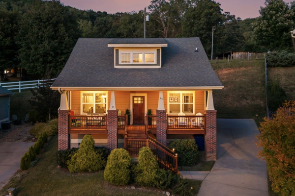 Beautiful large front porch to take in the mountain sunrises and sunsets