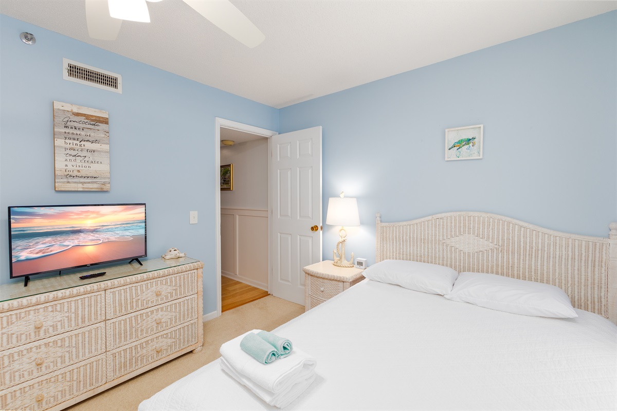 Smart TV in bunk bedroom