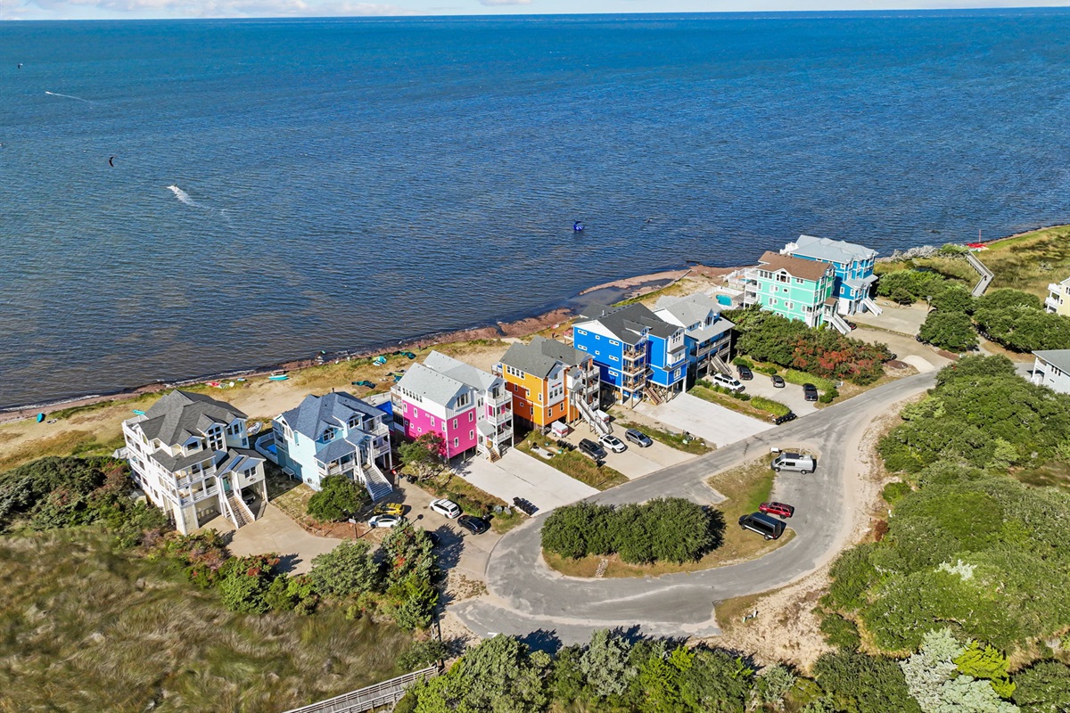 Overhead of Sounds Sea'rious