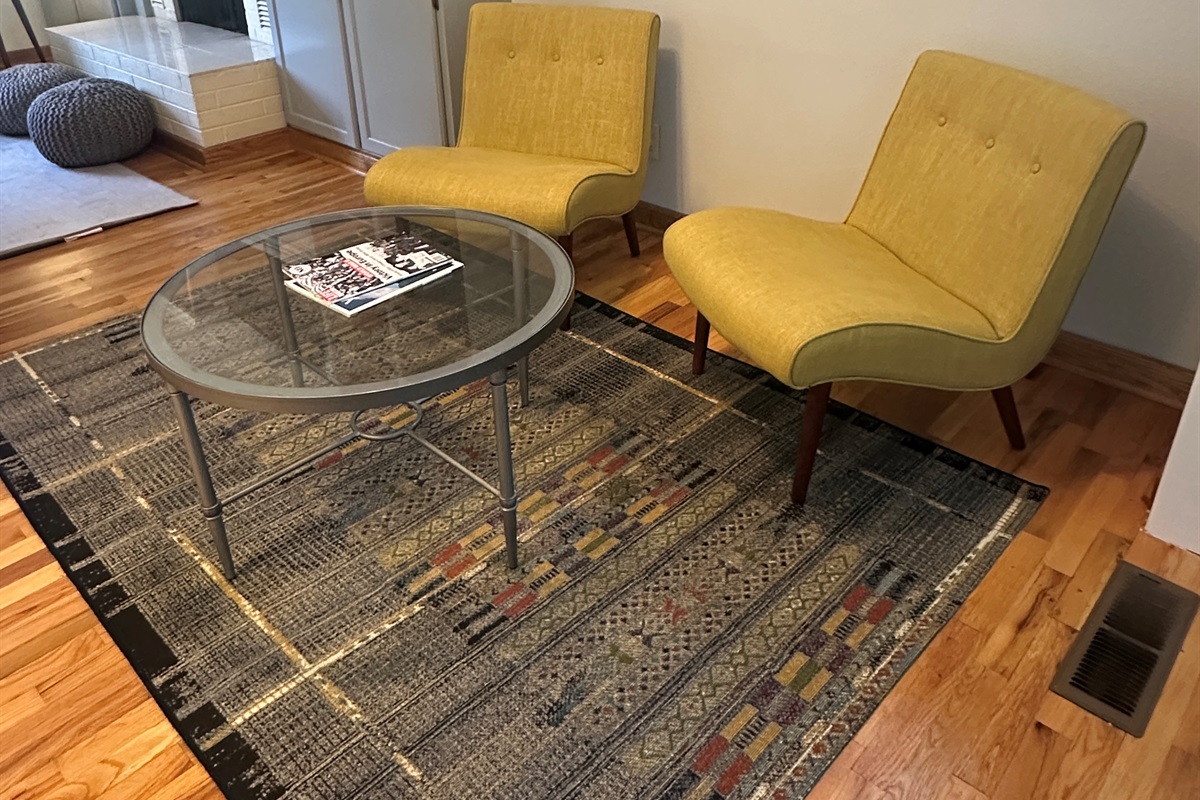 Extra seating - Living Room area.