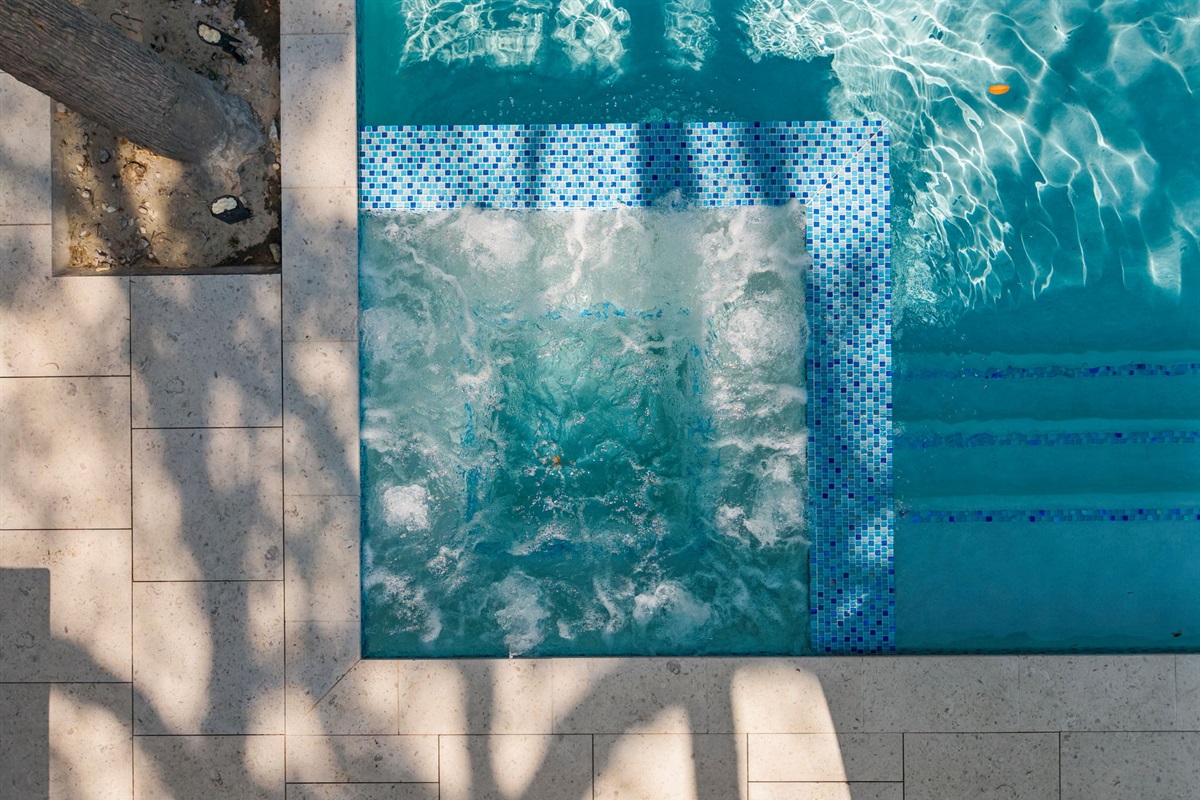 Hot Tub | IOP Escapes Beach Blessing | 3705 Hartnett Blvd, Isle of Palms, SC