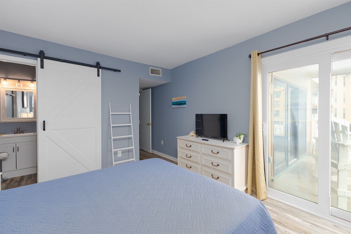 Master bedroom has direct balcony access!