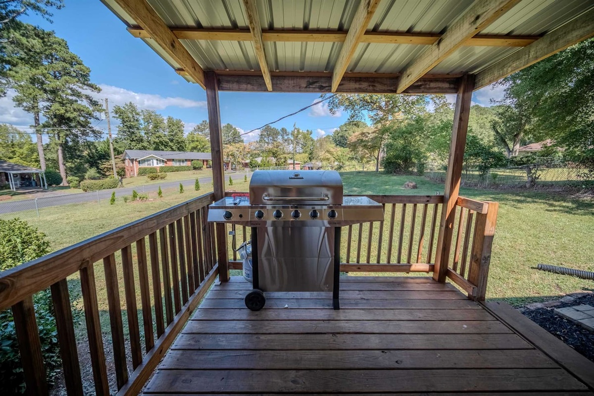 Deck | Gas Grill