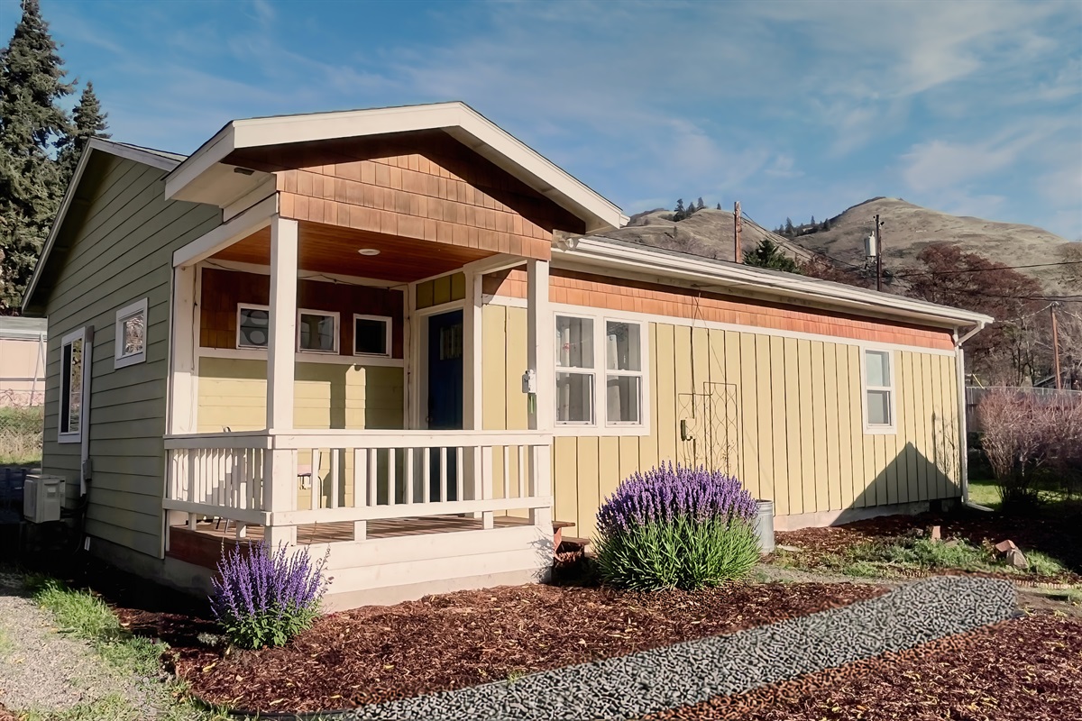 Private Gorge home with off-street parking, mountain views, and a bright, inviting front porch.