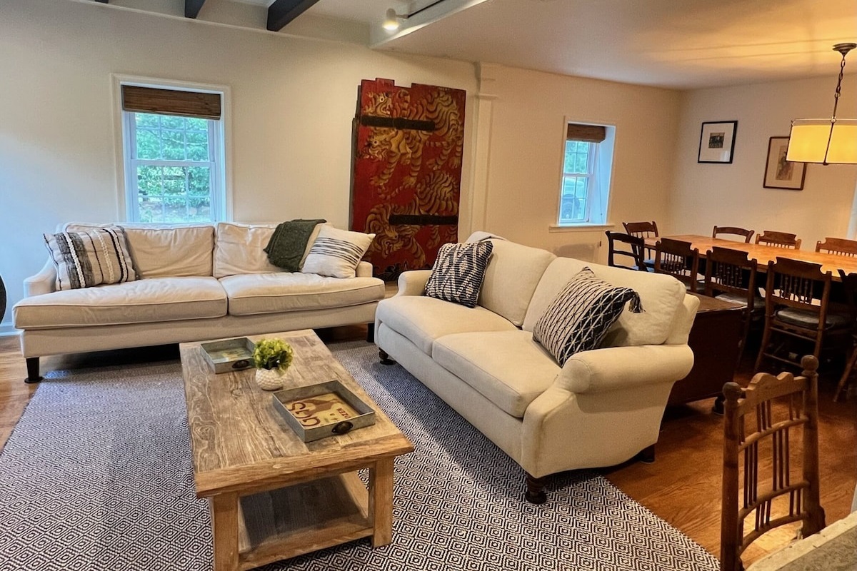living and dining area