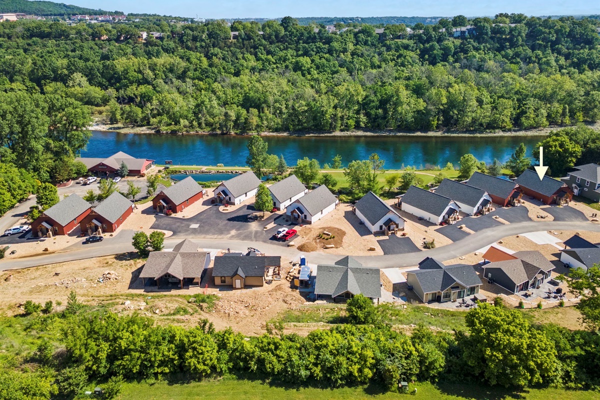 Right on Lake Taneycomo!