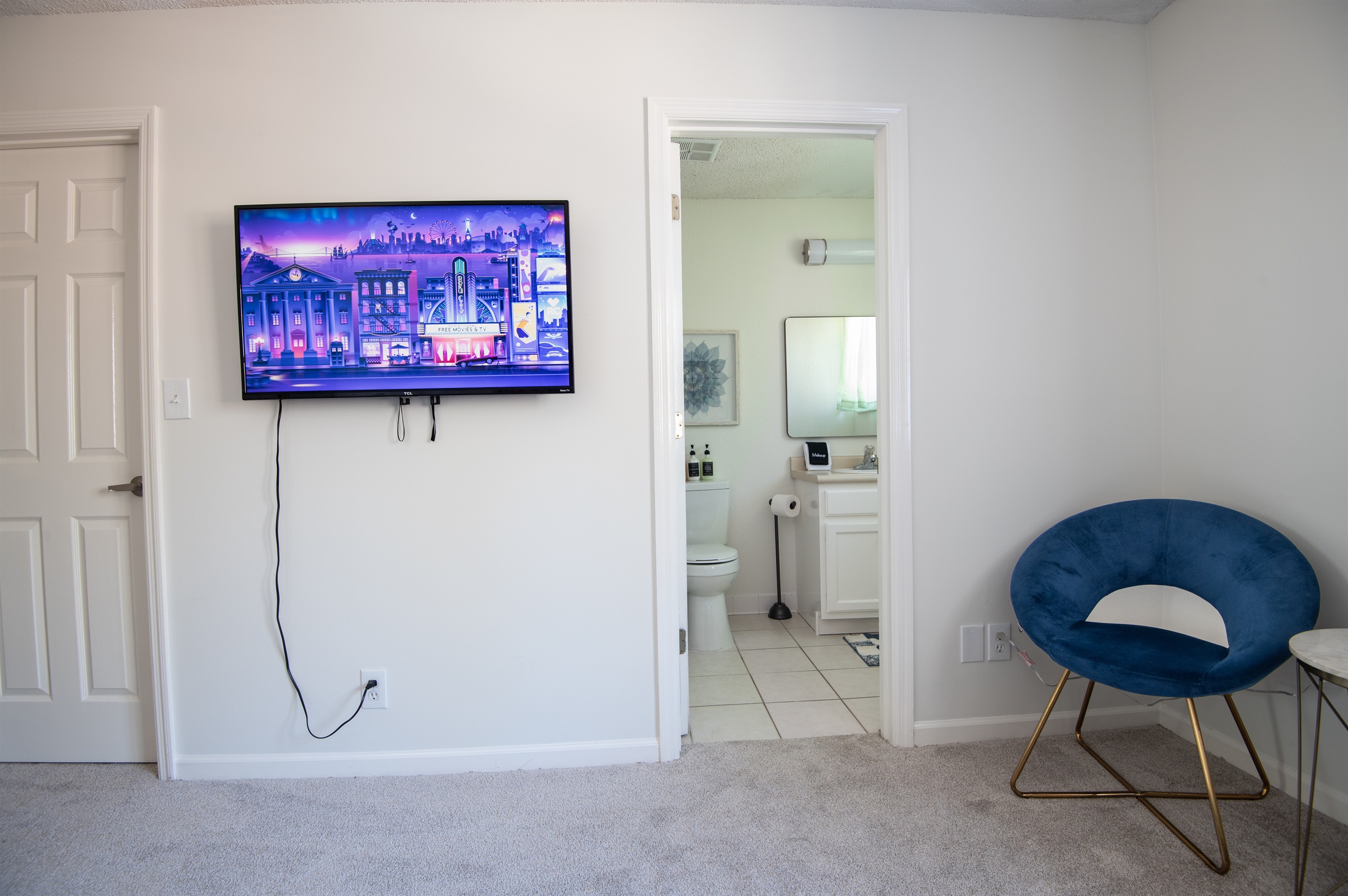 Relax, unwind, and enjoy the convenience of a private ensuite just off the room