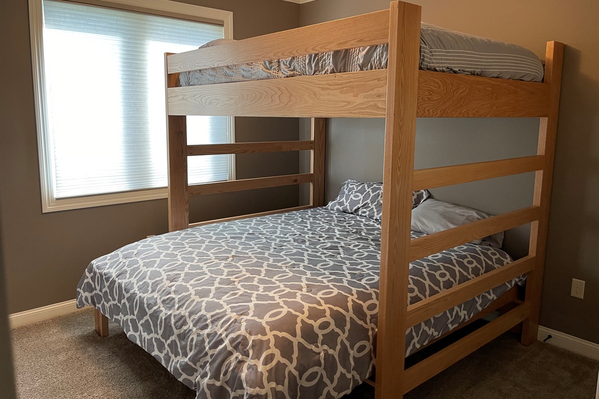 Custom made bunks - Queen over California King