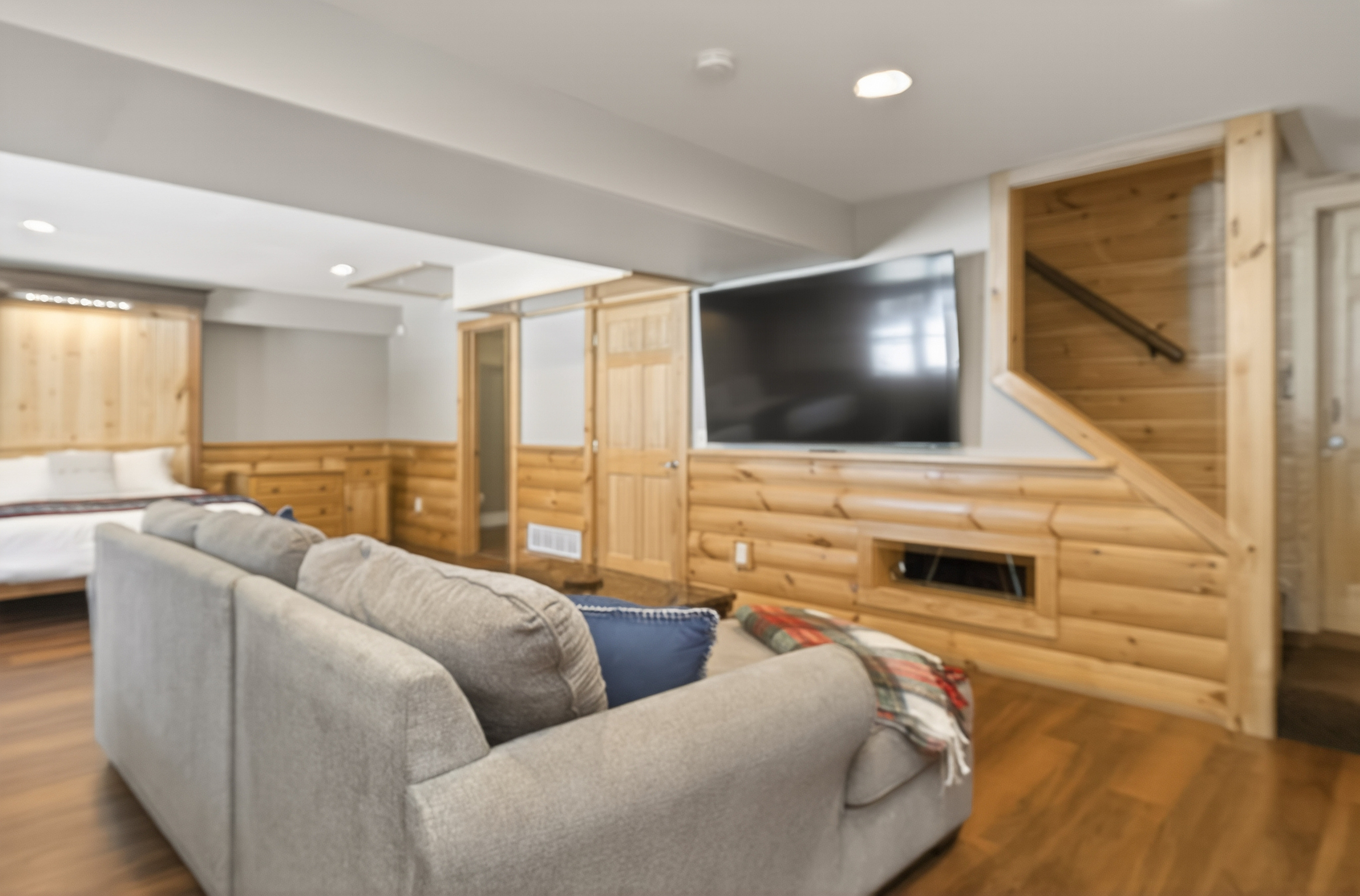 Sectional sofa facing the television