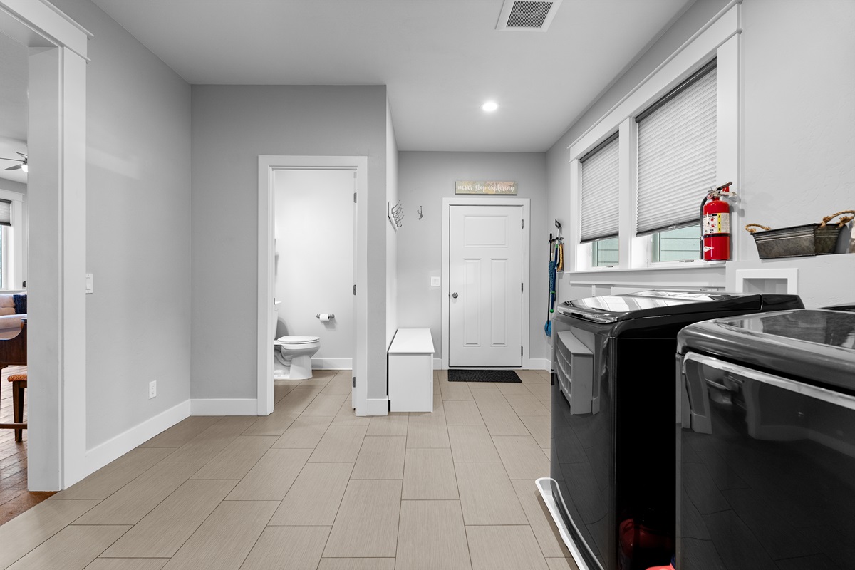 Laundry/Mud Room