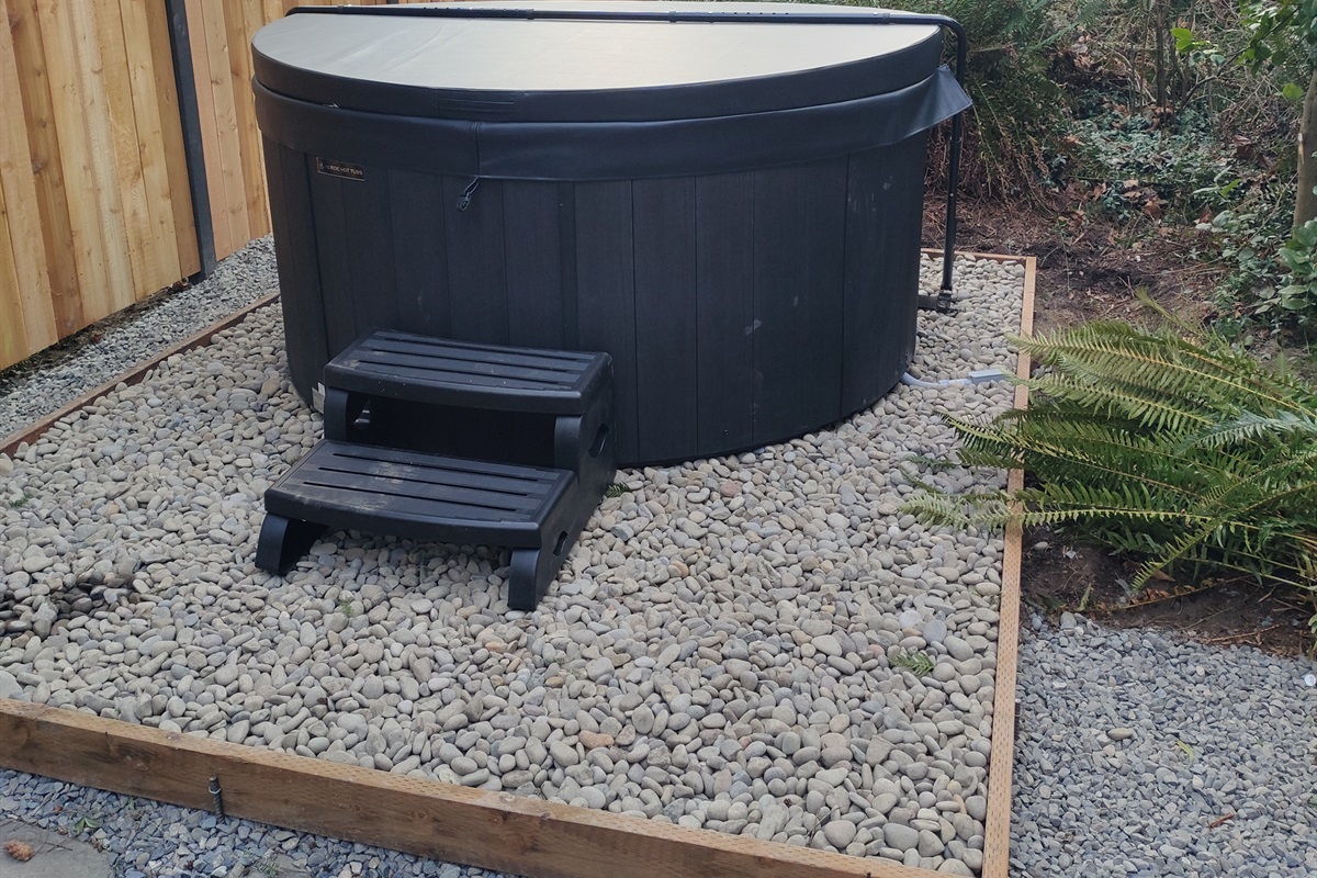 Hot tub with view of the creek