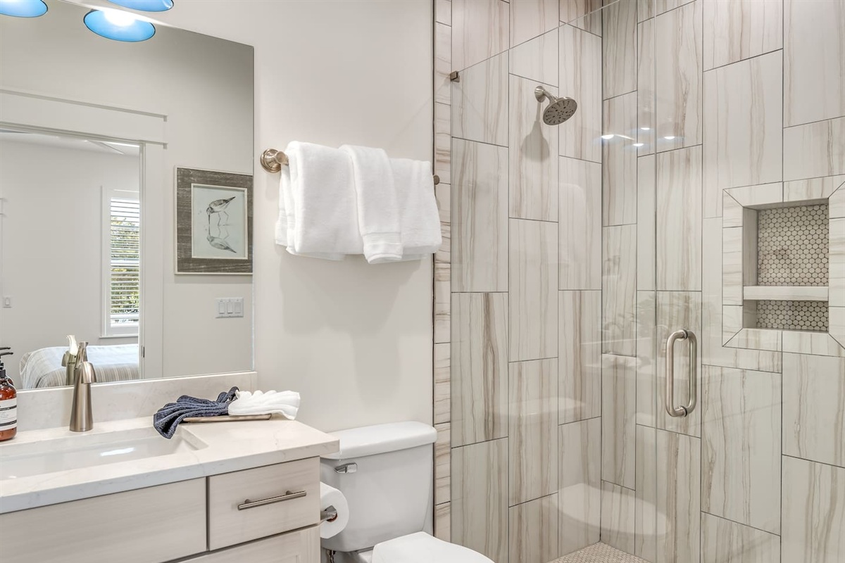 King Suite #4: Private Bath (second floor)