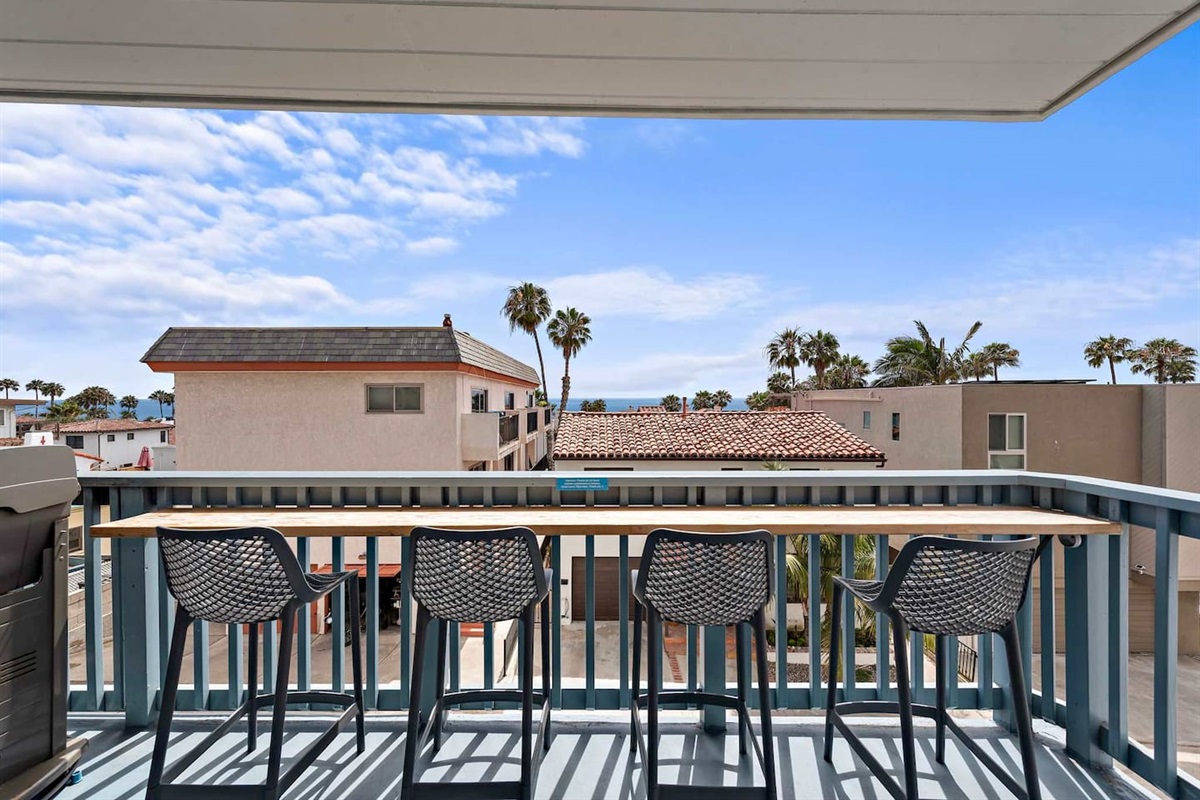 Private balcony with Gas Grill and an outdoor seating area, your balcony is the perfect place to enjoy meals with friends, happy hour or even some quiet time with a book.