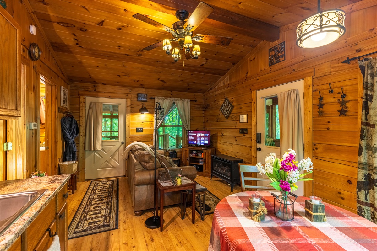 This cabin is so quaint and cozy!