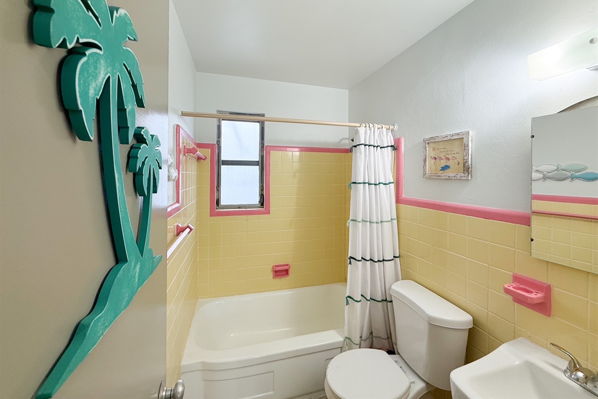 Retro Inspired Bathoom