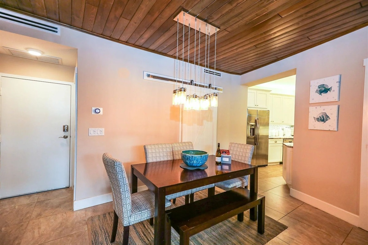 Dining area – spacious and inviting.