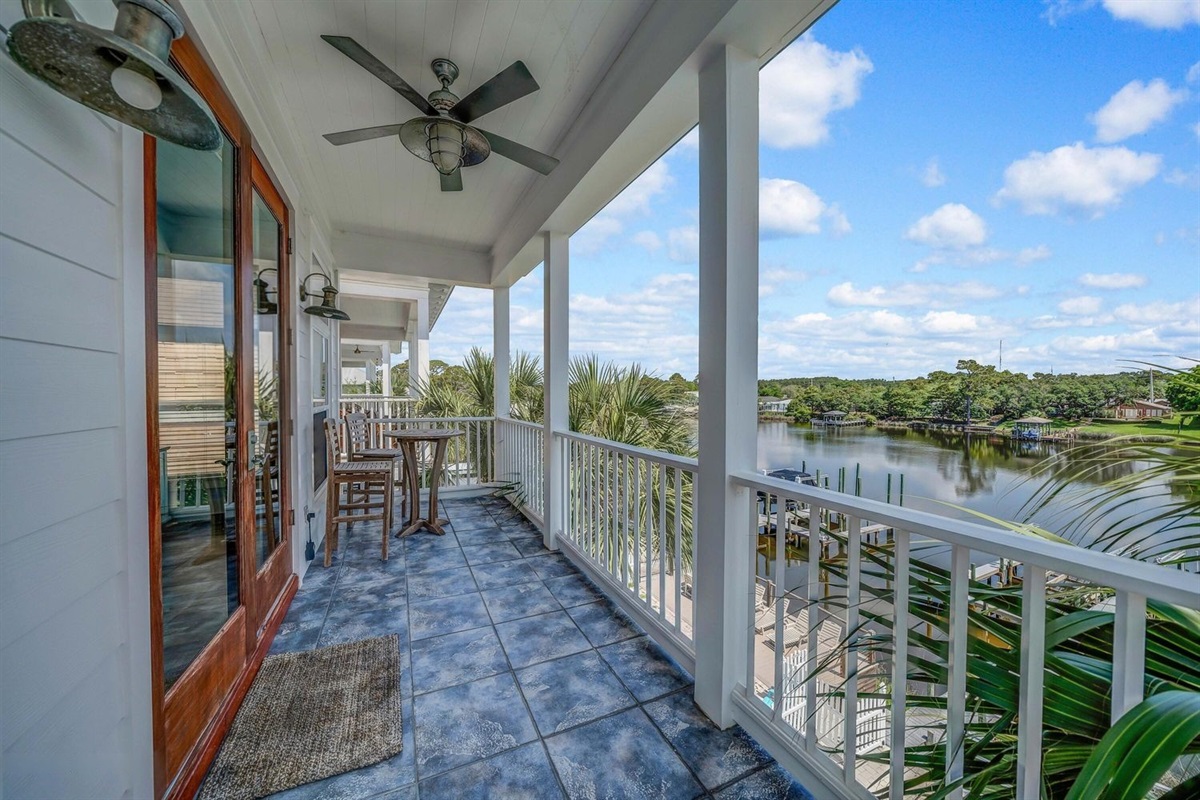 Private Deck