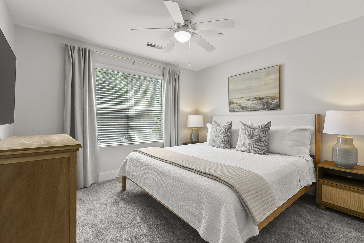 King Bedroom 2