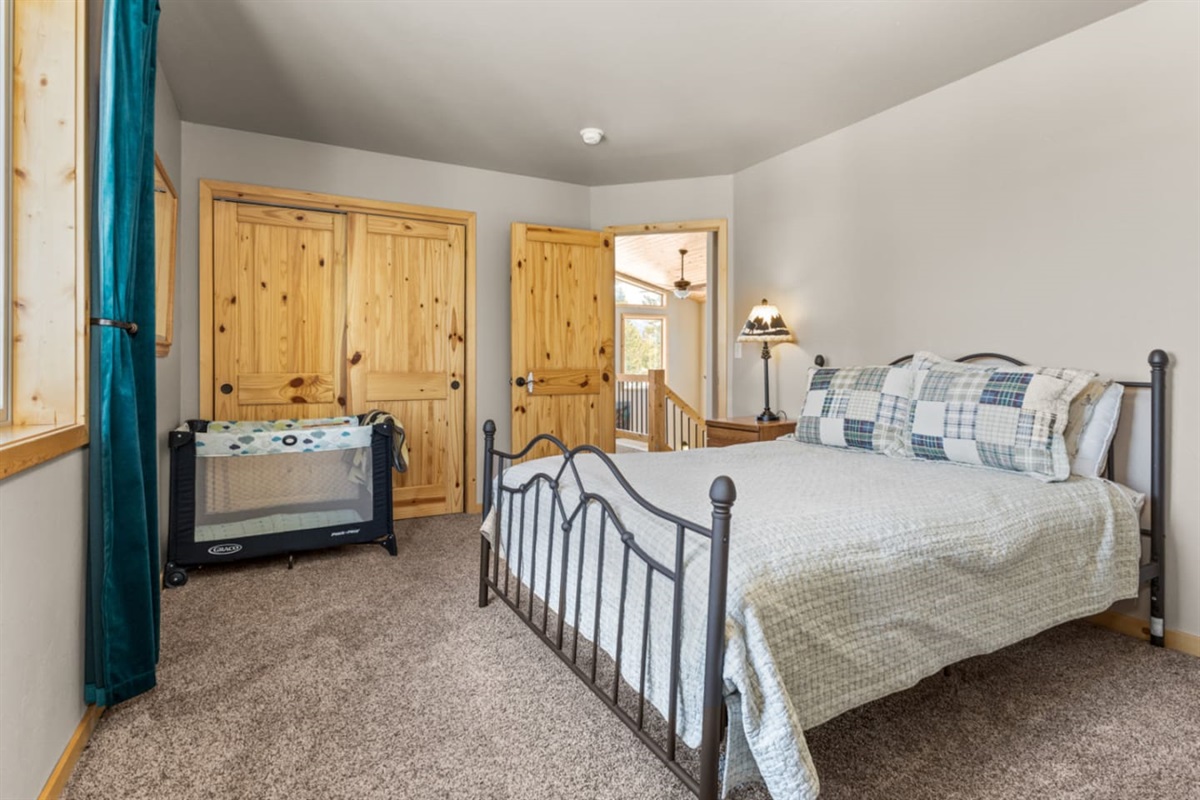 Upstairs Bedroom #3– Queen Bed | 1 Twin Bunk Bed 