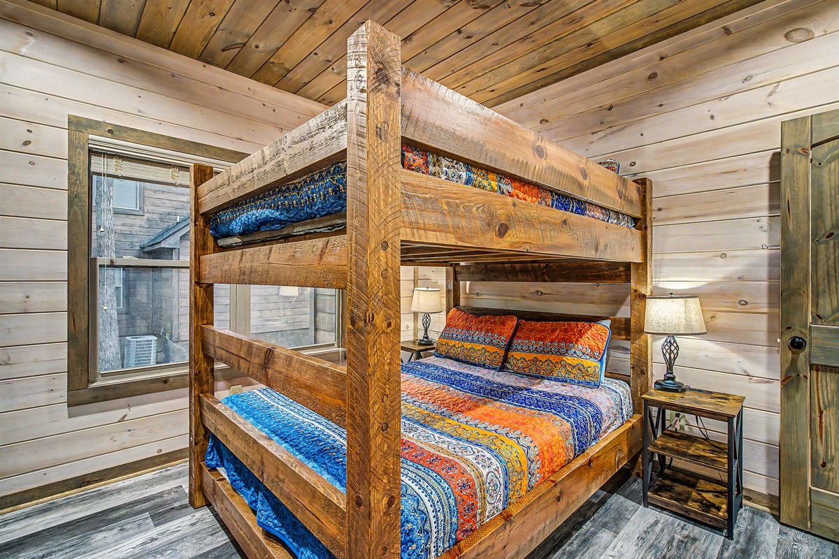 Bedroom 2 Queen Bunk Bed with Roku TV and en-suite bathroom