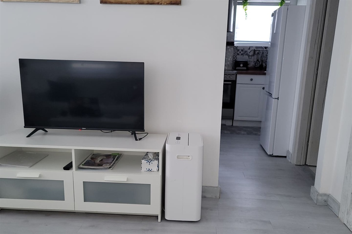 Smart TV that uses apps