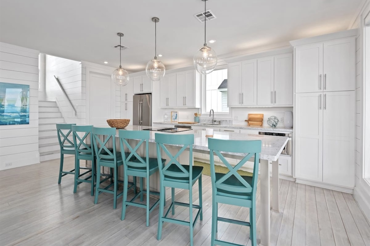 e0567c1f37e54f409b954156ce58d0e2 Large | Beachhouse | Texas | TX | Vacation Homes | Galveston | Crystal Beach | Kokomo | Breezy Days | Beachfront Elegance | Sunrise Serenity | Southern Sands Property Management, LLC