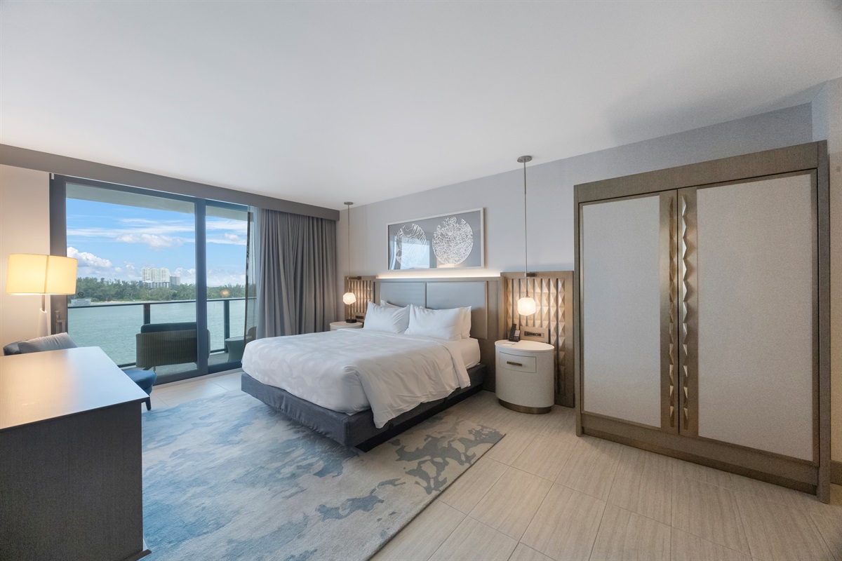 Primary bedroom, King bed with ensuite bath