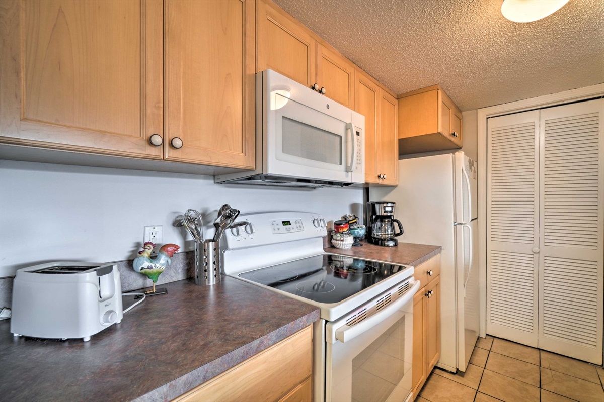 Fully-equipped kitchen
