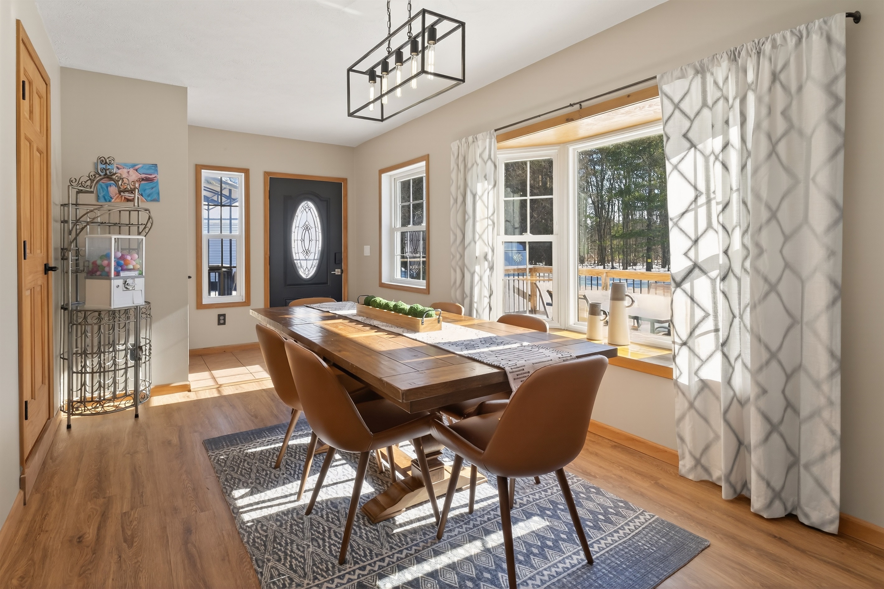 Entry into dining room and additional sitting area
