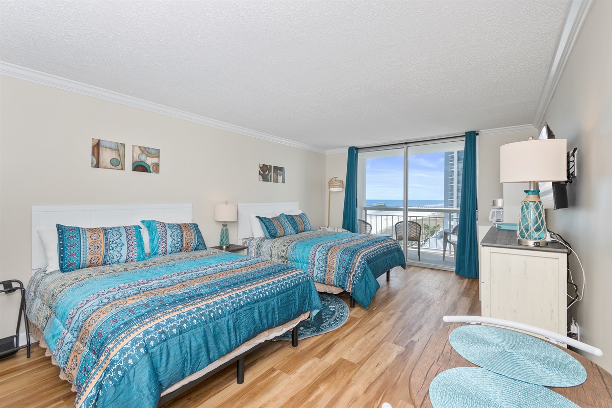 Direct oceanview.