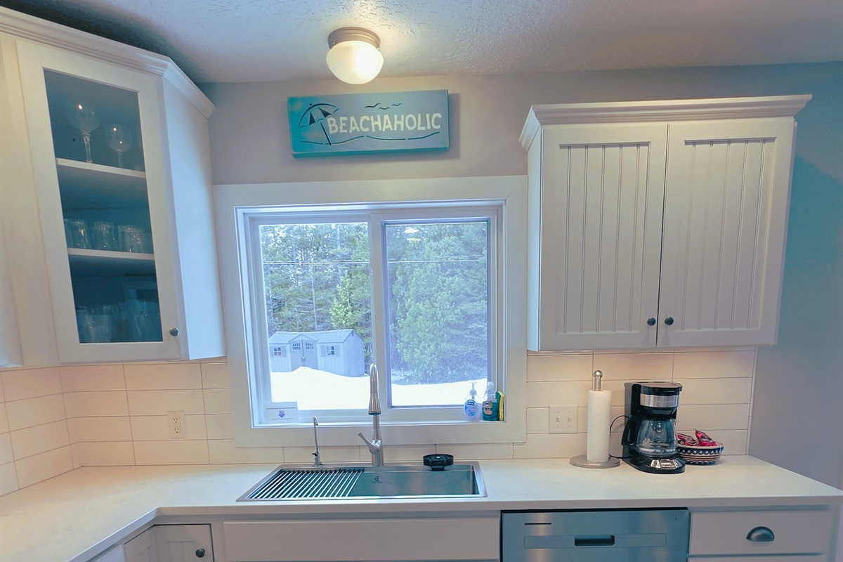 New kitchen Quartz counter tops and back splash 2026