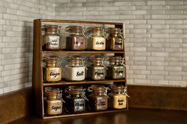 This kitchen is ready to cook!