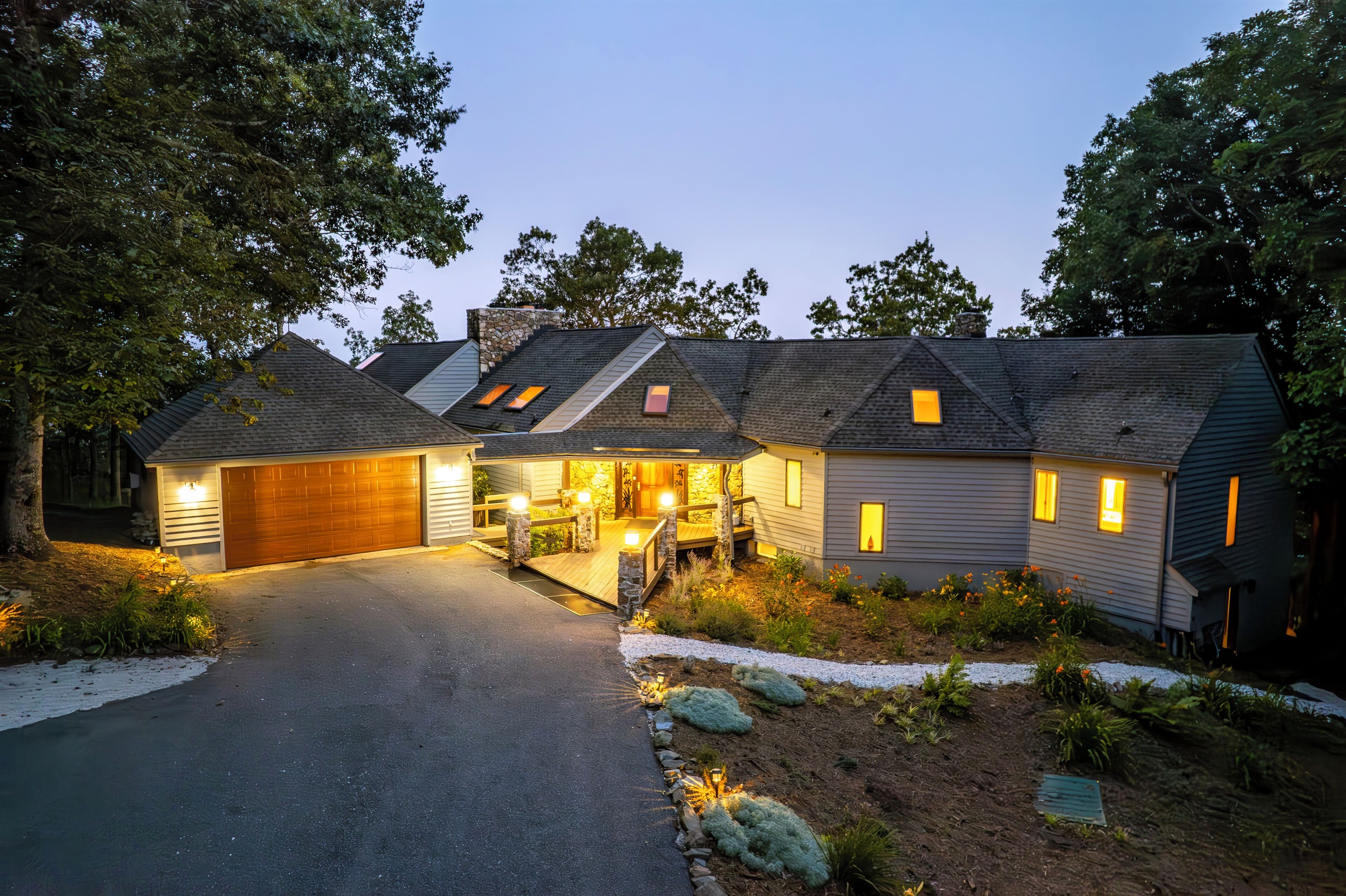 Front of house. Garage not accessible, but driveway is very large 