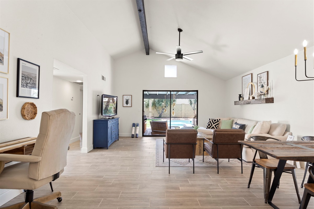 3BR w/ FREE Pool Heat | Hatcher Hideaway — Hatcher Hideaway | 3BR w/ Heated Pool Option, Glendale, Arizona — photo 5
