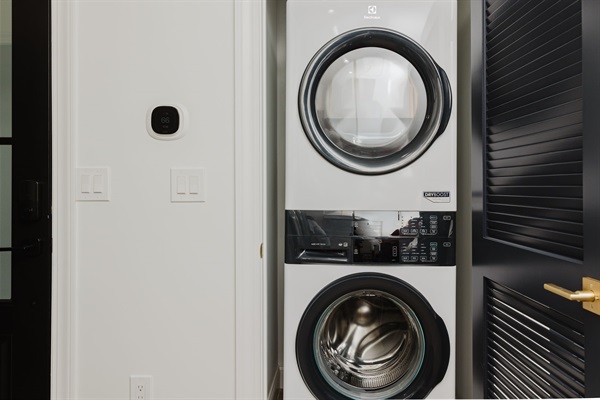 Washer and dryer available for your use, Ecobee thermostat 